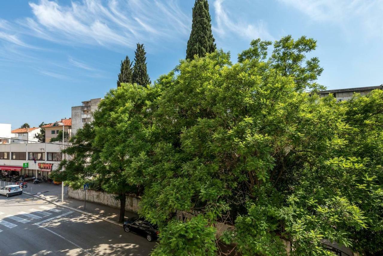 Apartments Cezar Сплит Екстериор снимка